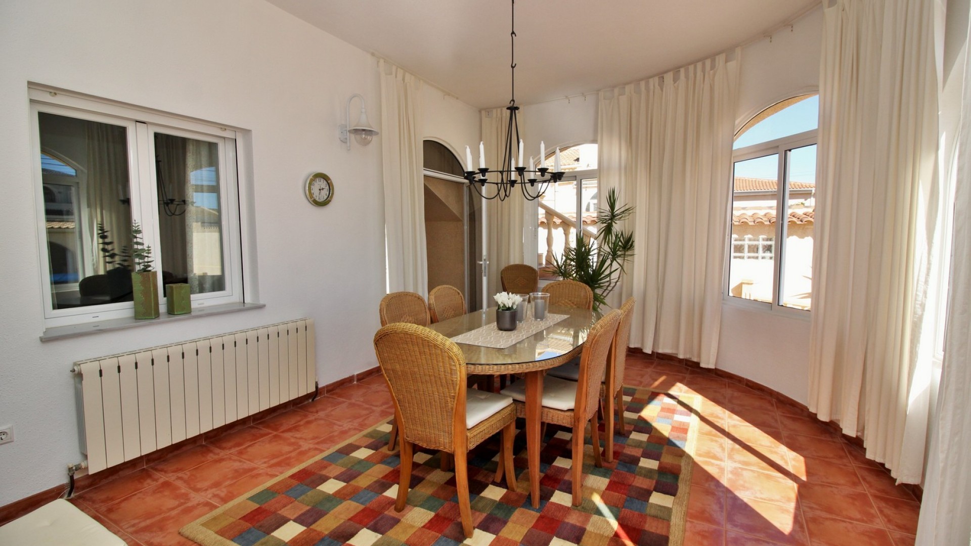 Venta - Chalet Independiente -
Torrevieja - La Siesta