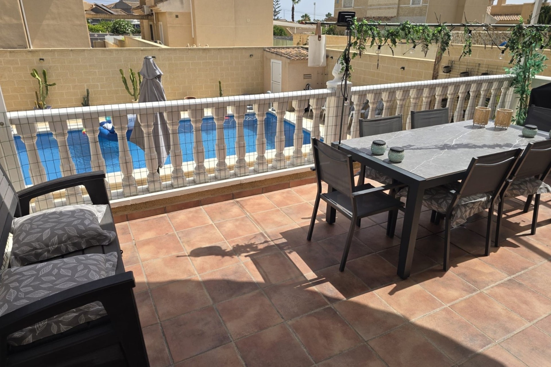 Venta - Chalet Independiente -
Torrevieja - La Siesta