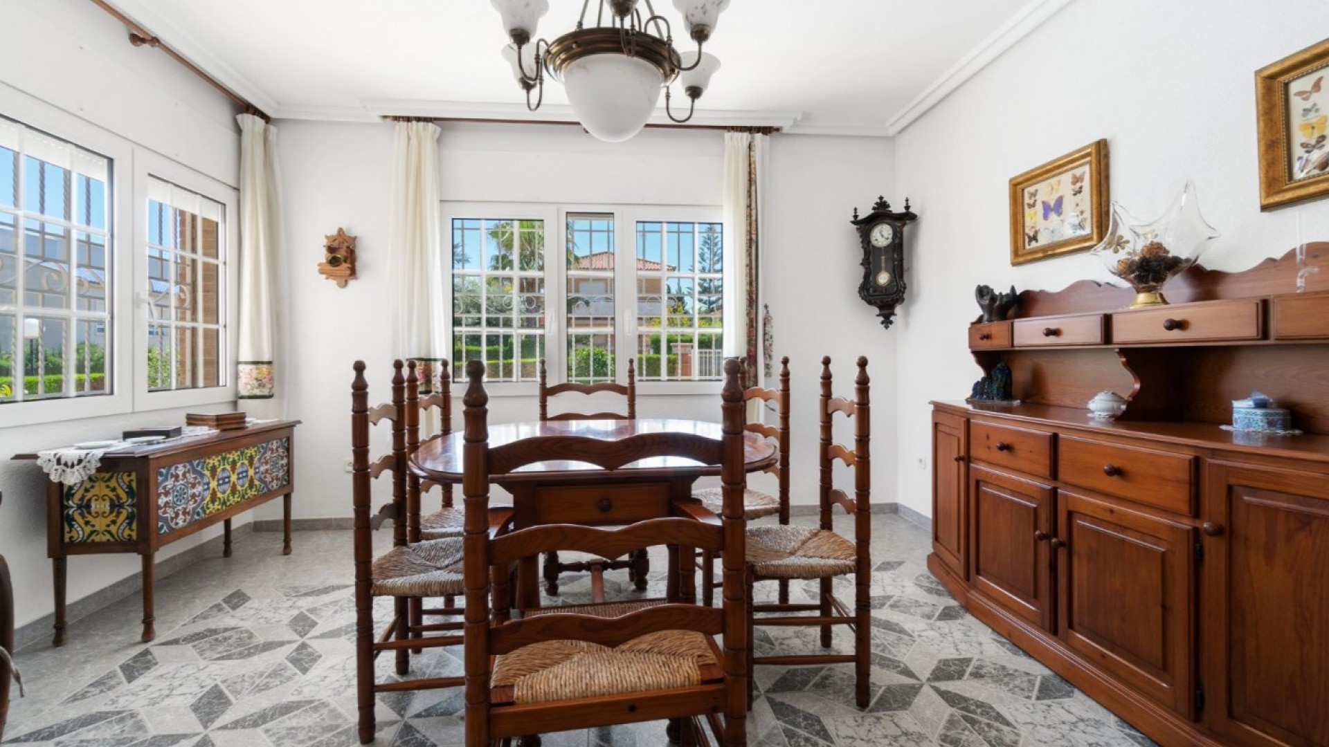 Venta - Chalet Independiente -
Torrevieja - La veleta