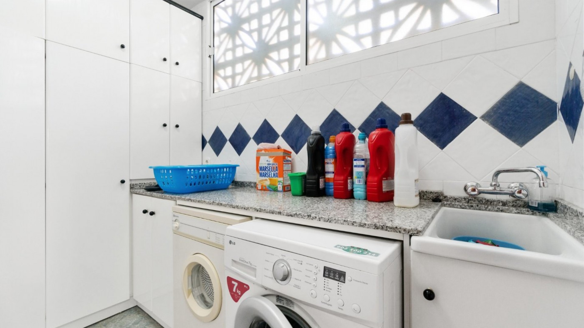 Venta - Chalet Independiente -
Torrevieja - La veleta