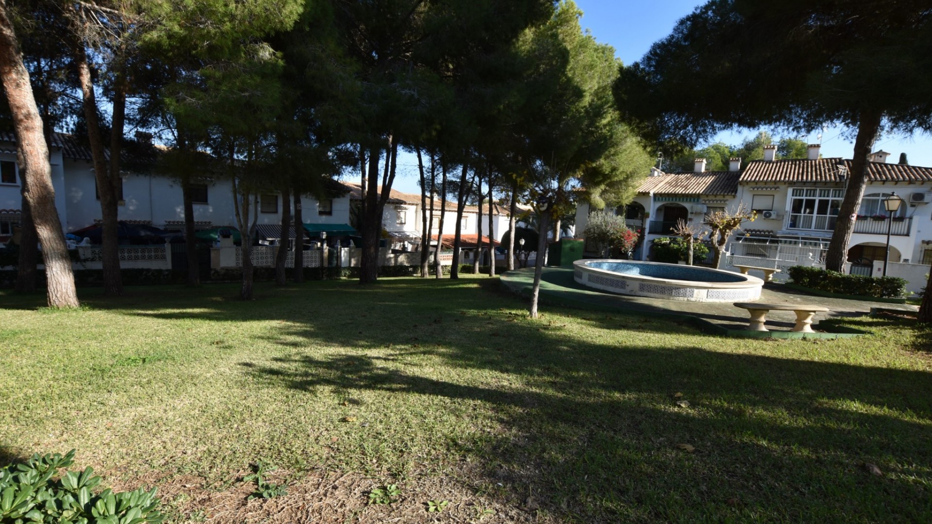 Venta - Chalet Independiente -
Torrevieja - Lago Jardín II
