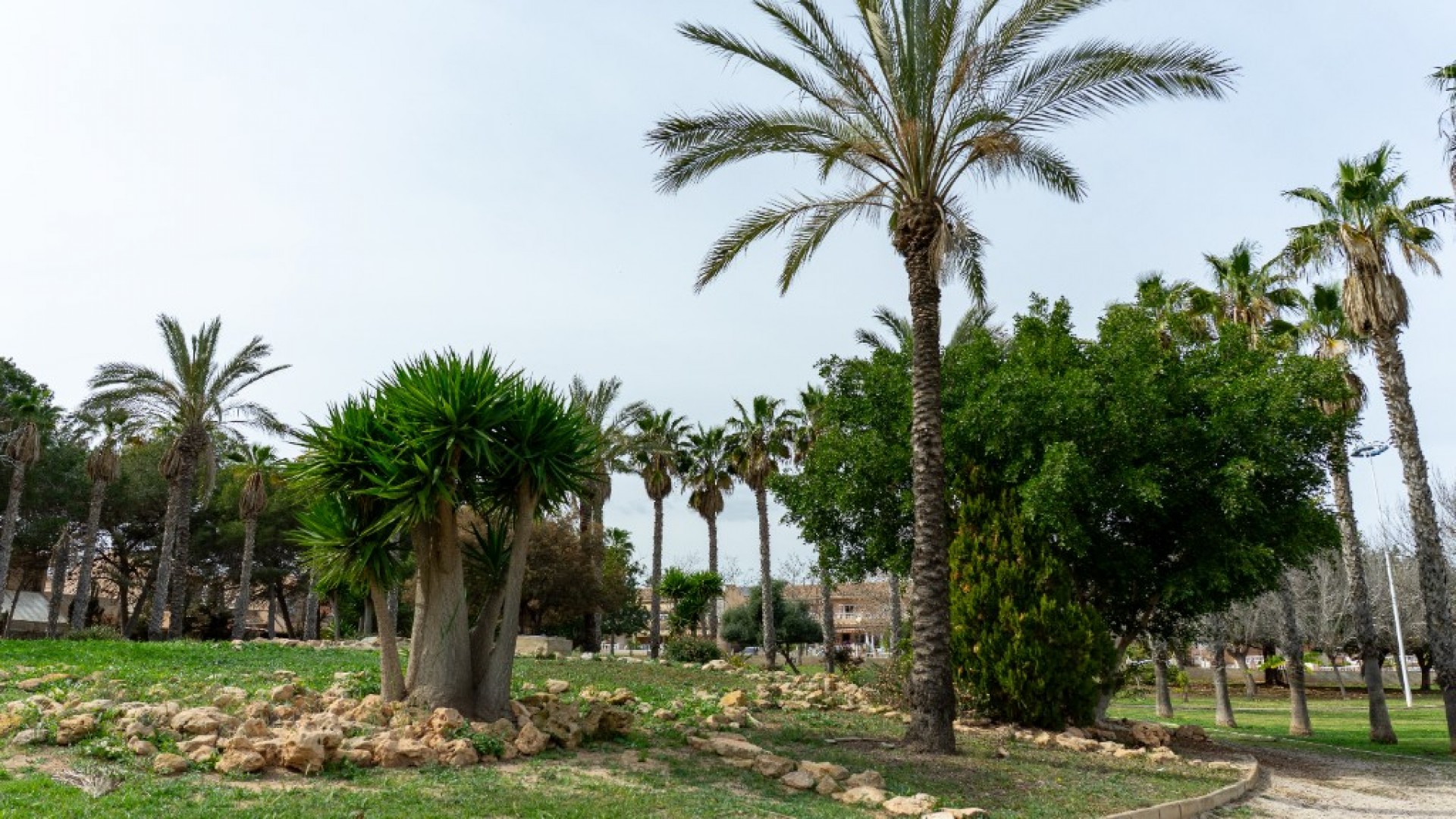 Venta - Chalet Independiente -
Torrevieja - Los altos