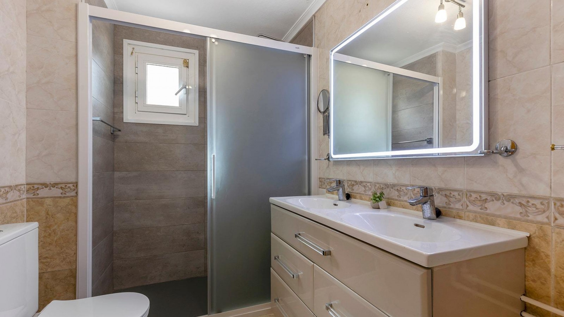 Venta - Chalet Independiente -
Torrevieja - Los Balcones - Los Altos del Edén