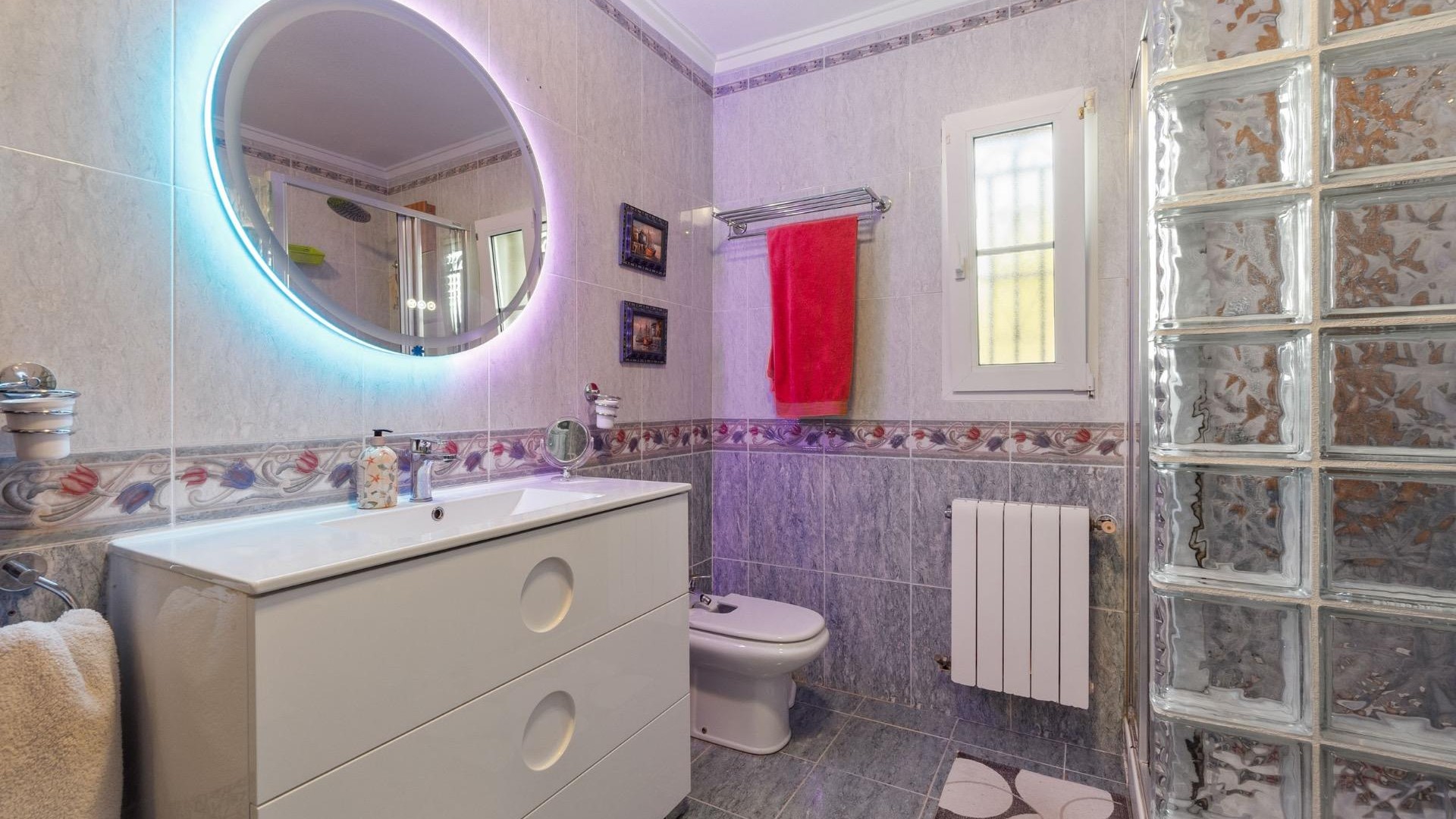 Venta - Chalet Independiente -
Torrevieja - Los balcones