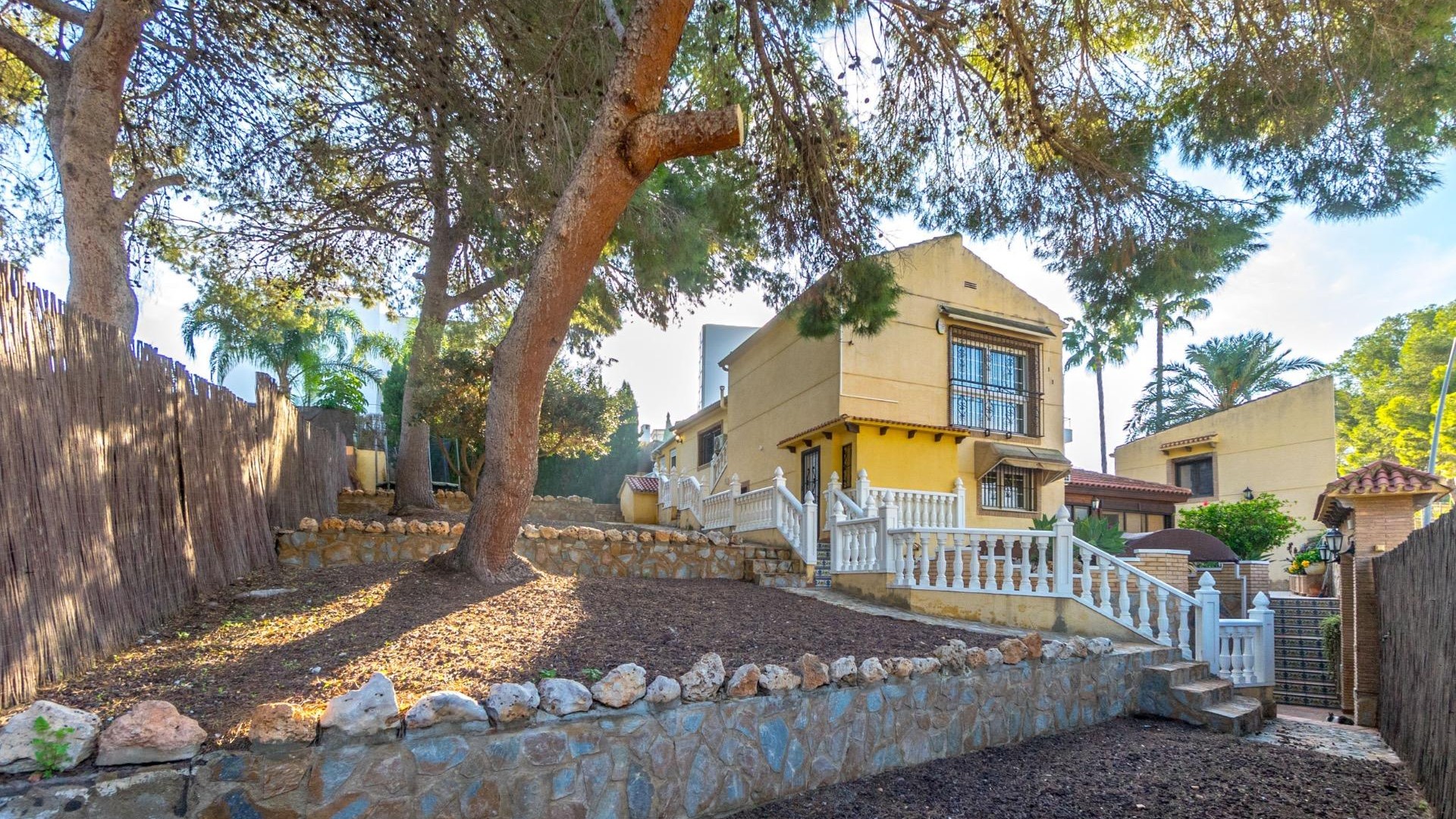 Venta - Chalet Independiente -
Torrevieja - Los balcones