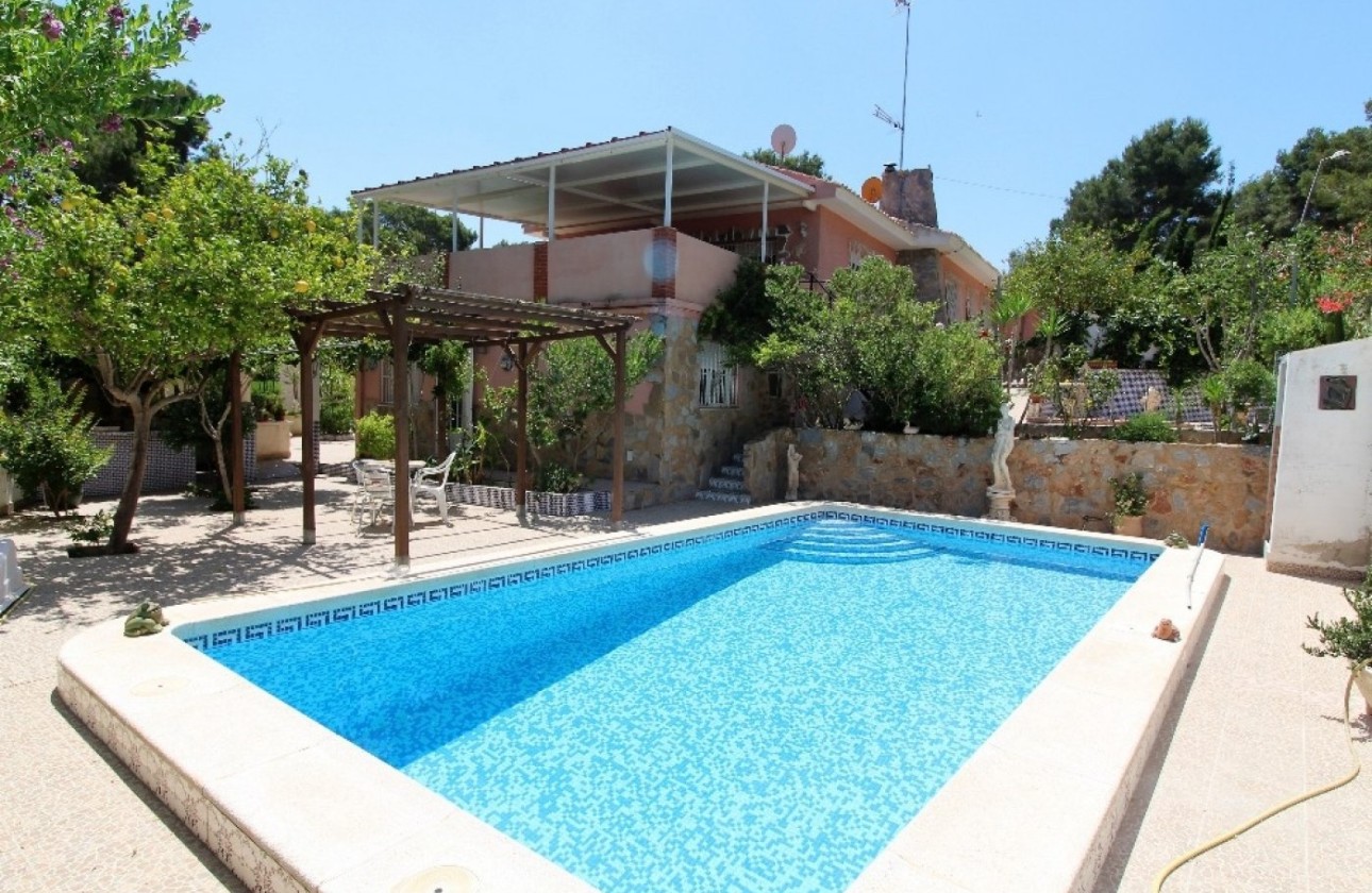 Venta - Chalet Independiente -
Torrevieja - Los Balcones