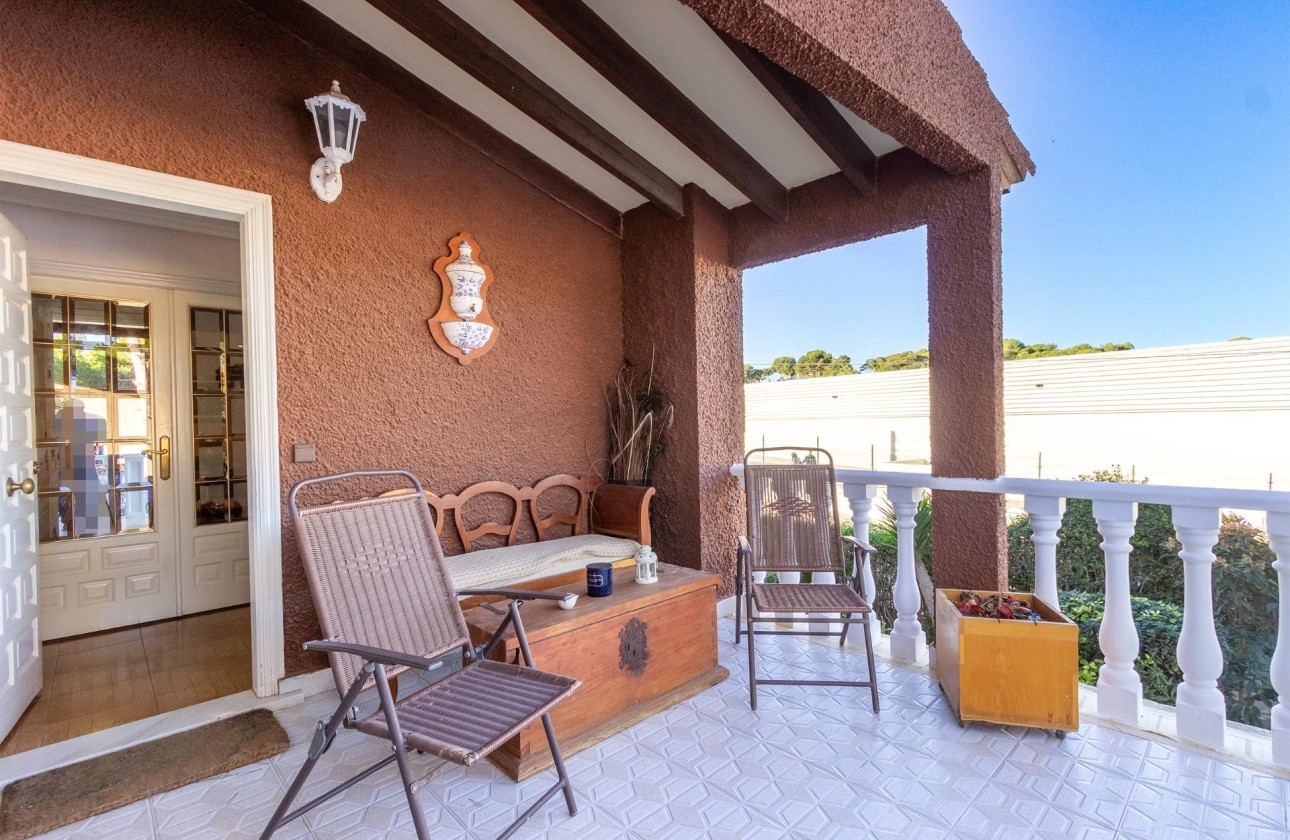 Venta - Chalet Independiente -
Torrevieja - Los Balcones