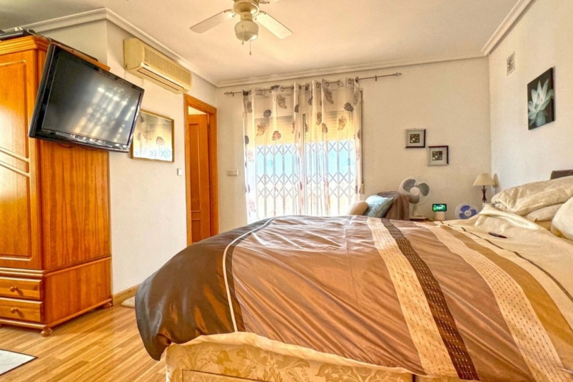 Venta - Chalet Independiente -
Torrevieja - Los Balcones