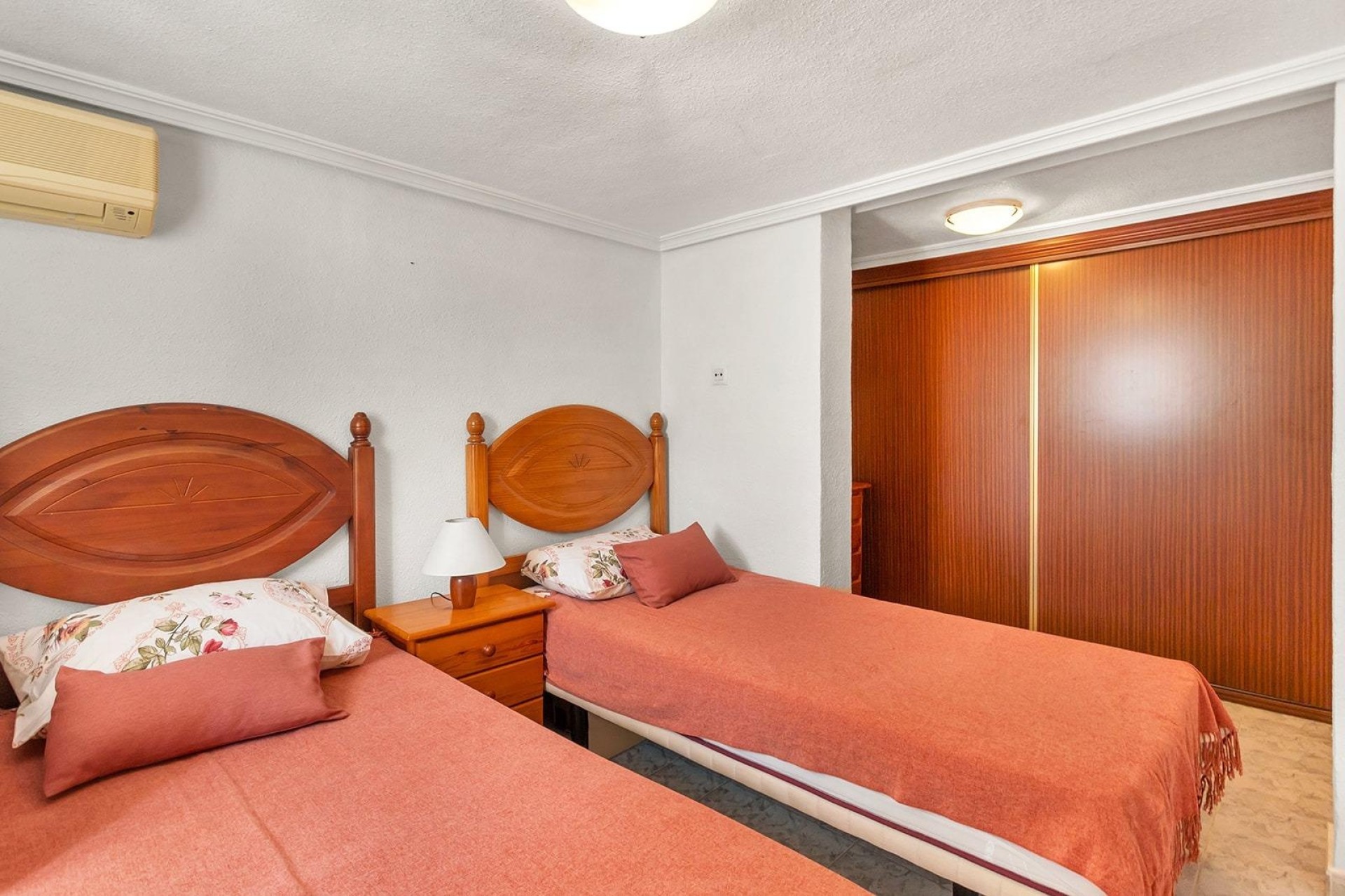 Venta - Chalet Independiente -
Torrevieja - Los Balcones