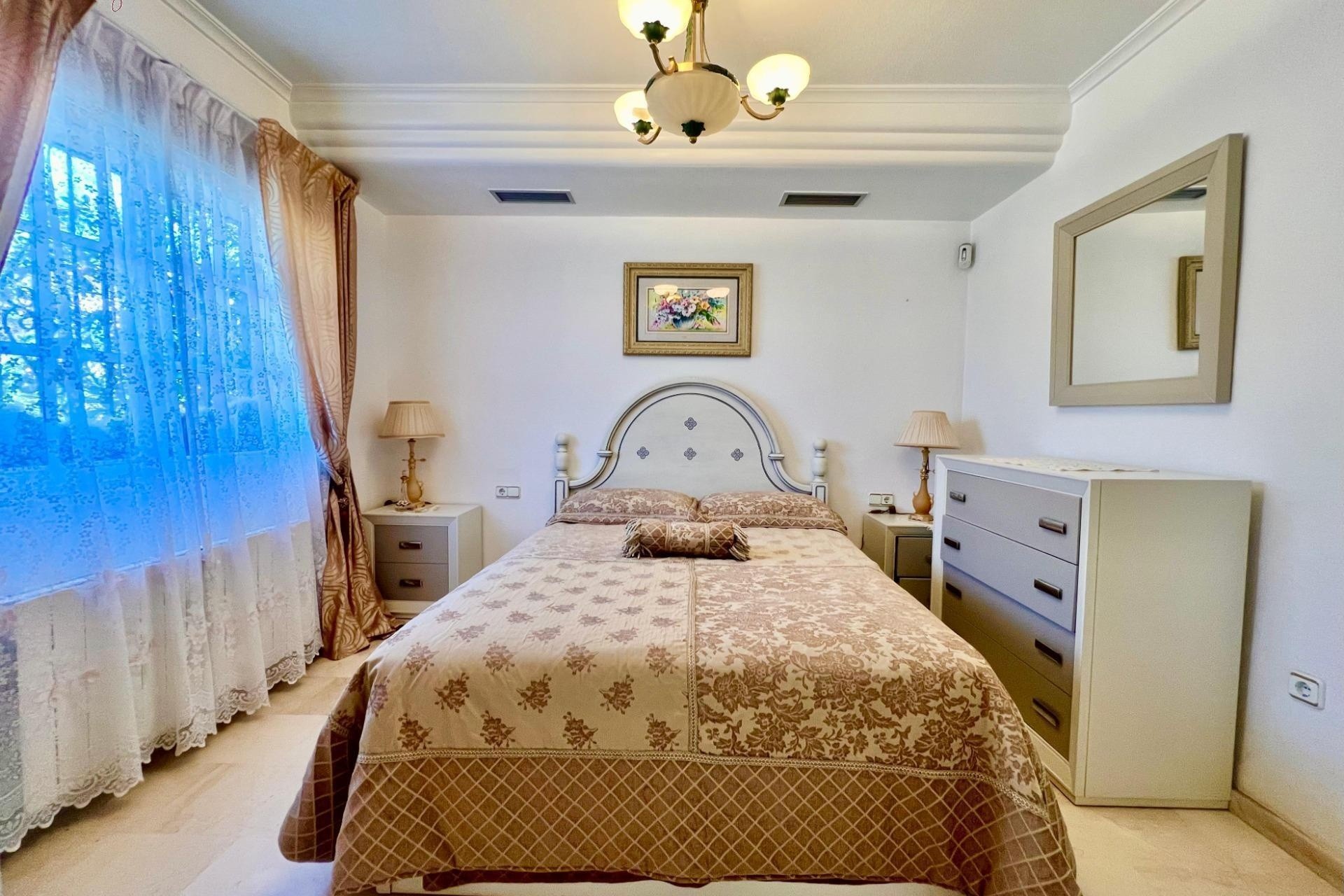 Venta - Chalet Independiente -
Torrevieja - Los Balcones