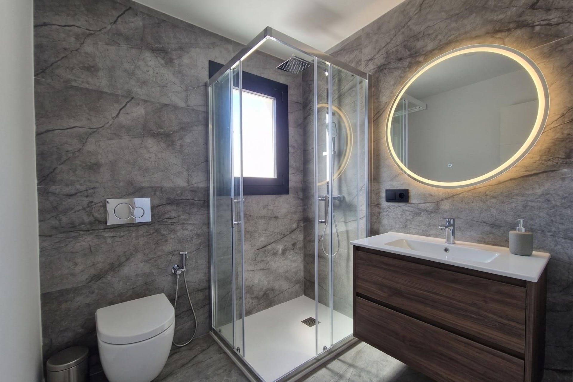 Venta - Chalet Independiente -
Torrevieja - Los Balcones