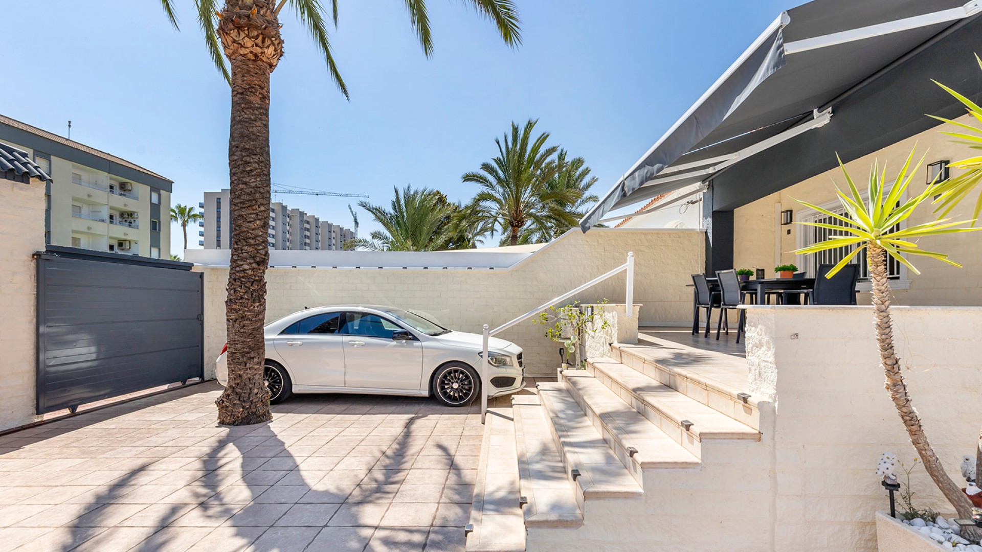 Venta - Chalet Independiente -
Torrevieja - Rocio del mar