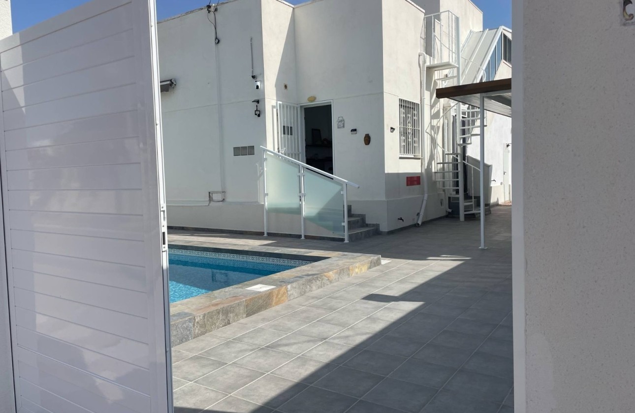 Venta - Chalet Independiente -
Torrevieja - San Luis