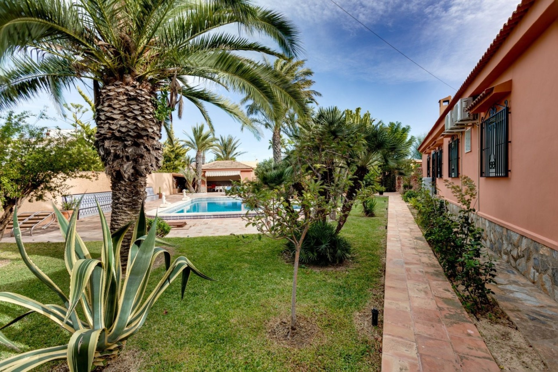 Venta - Chalet Independiente -
Torrevieja - San Luis