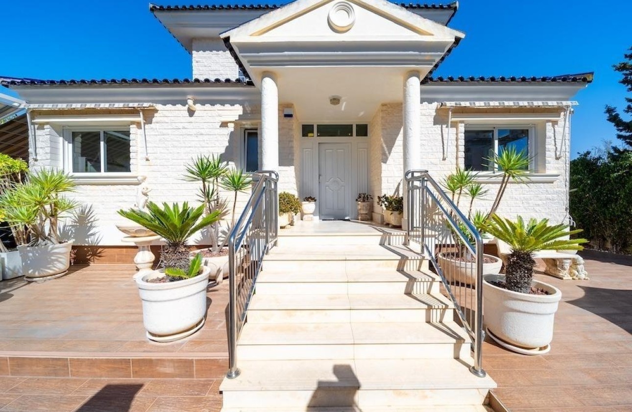 Venta - Chalet Independiente -
Torrevieja - Torre la mata