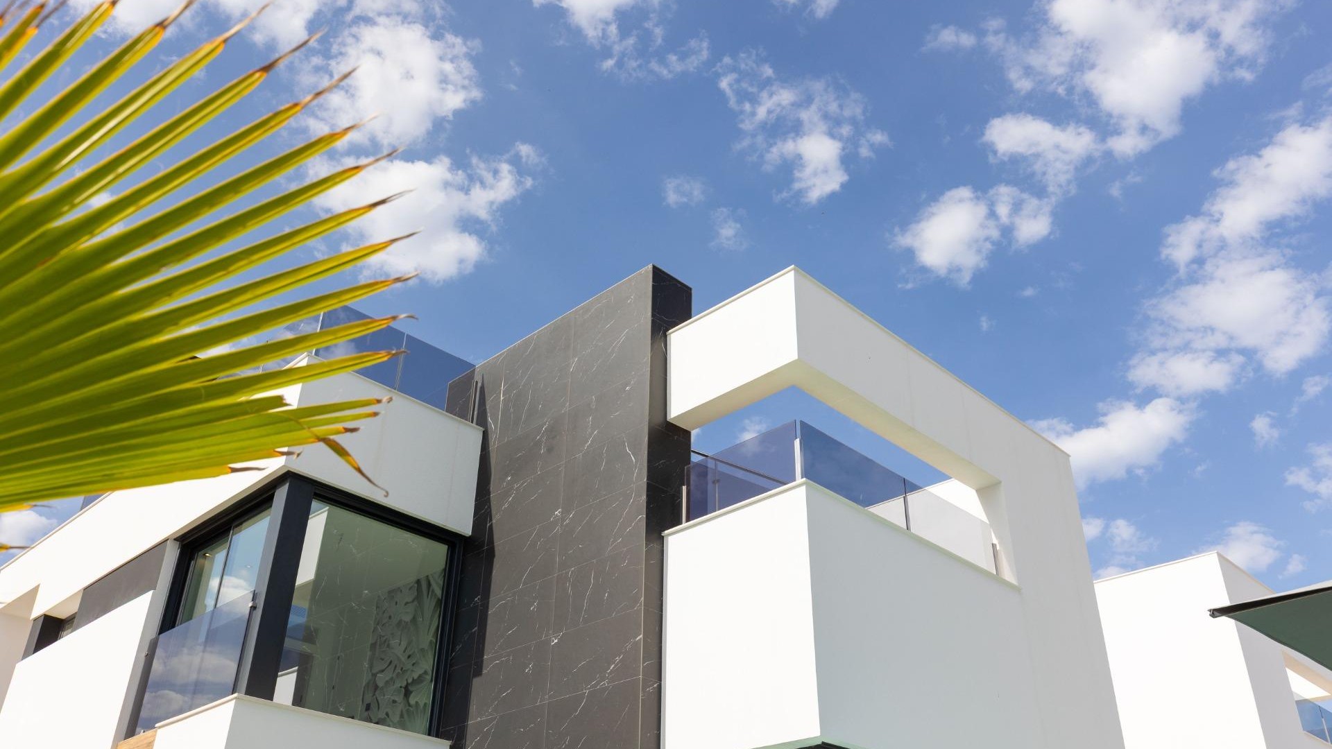 Venta - Chalet Independiente -
Torrevieja - Torreta florida