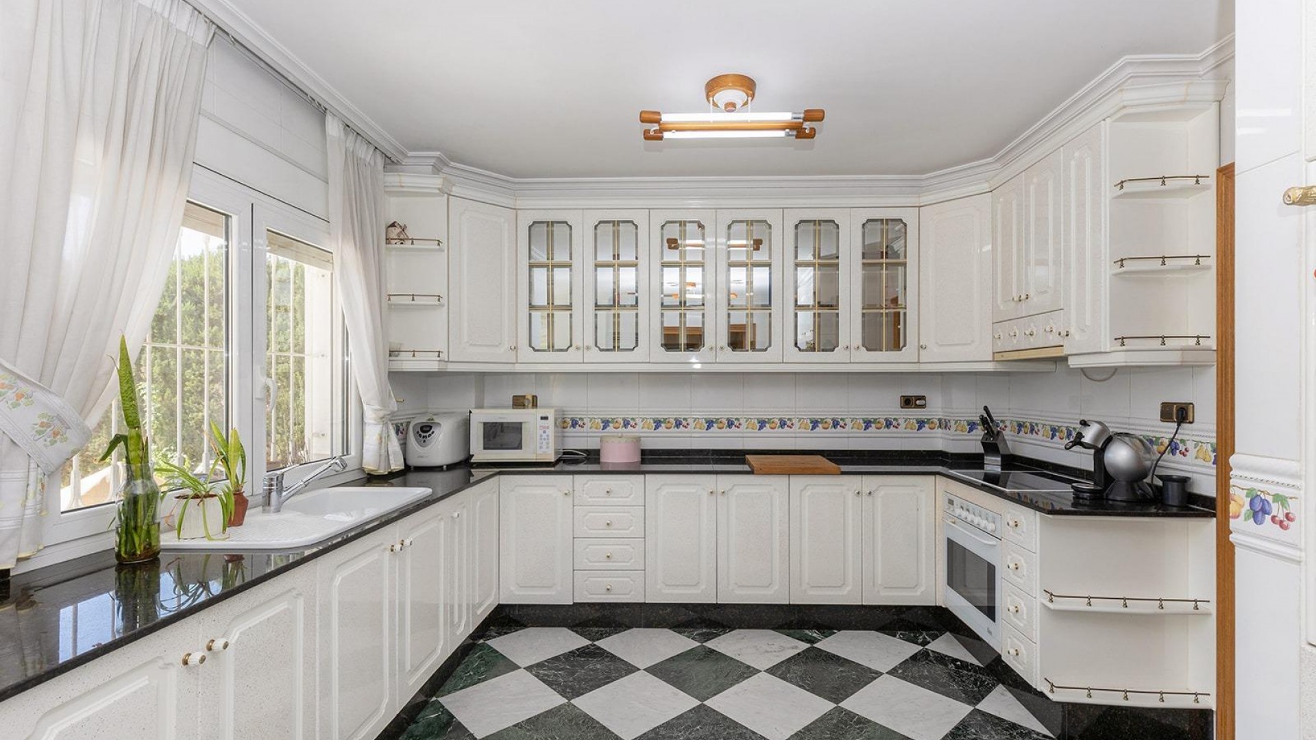 Venta - Chalet Independiente -
Torrevieja - Torreta florida