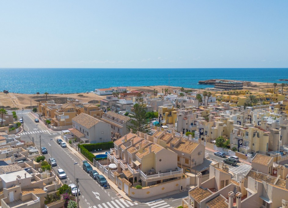 Venta - Chalet Independiente -
Torrevieja - Zona los Frutales