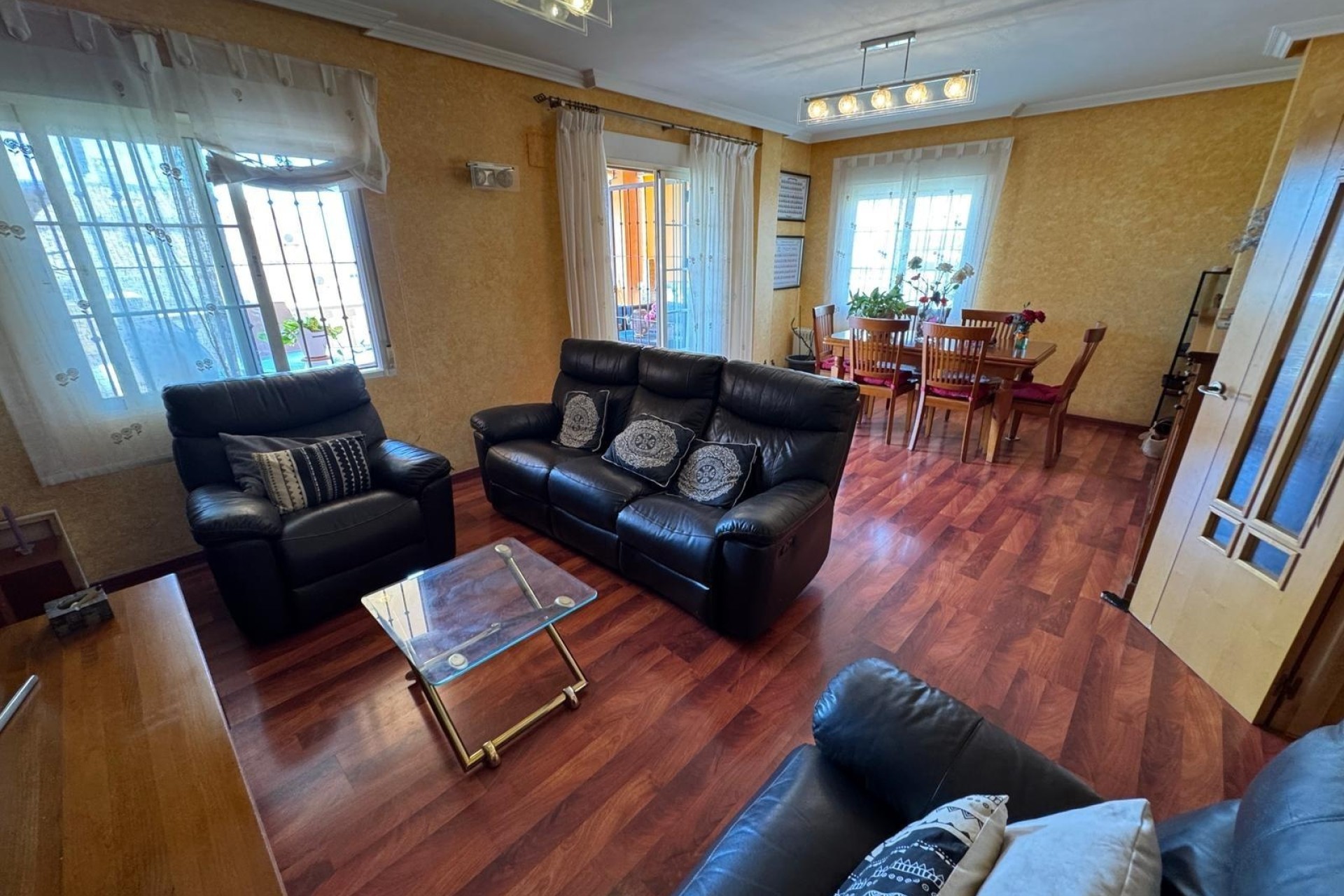 Venta - Chalet Independiente -
Torrevieja - Zona Los Frutales