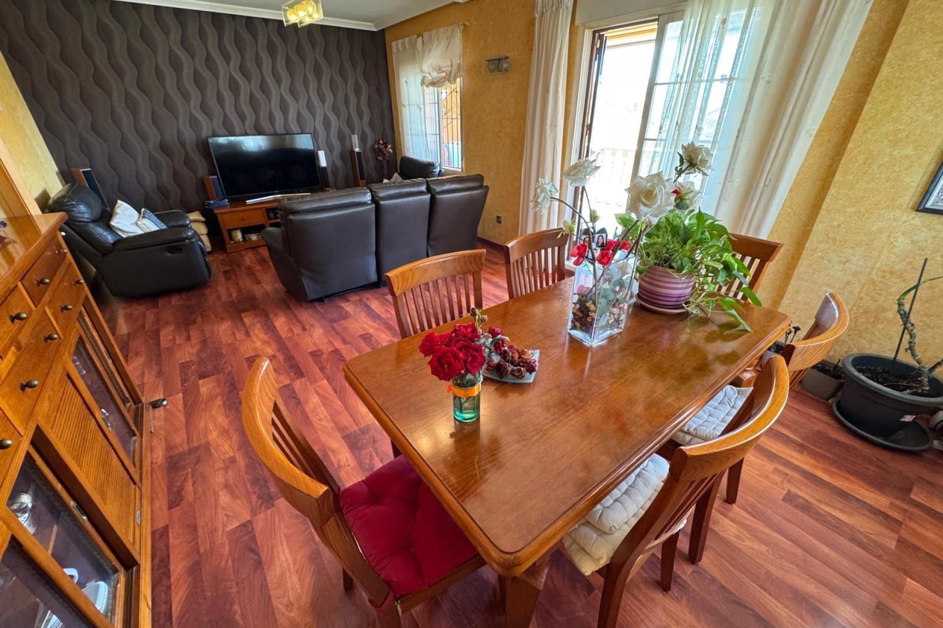 Venta - Chalet Independiente -
Torrevieja - Zona Los Frutales