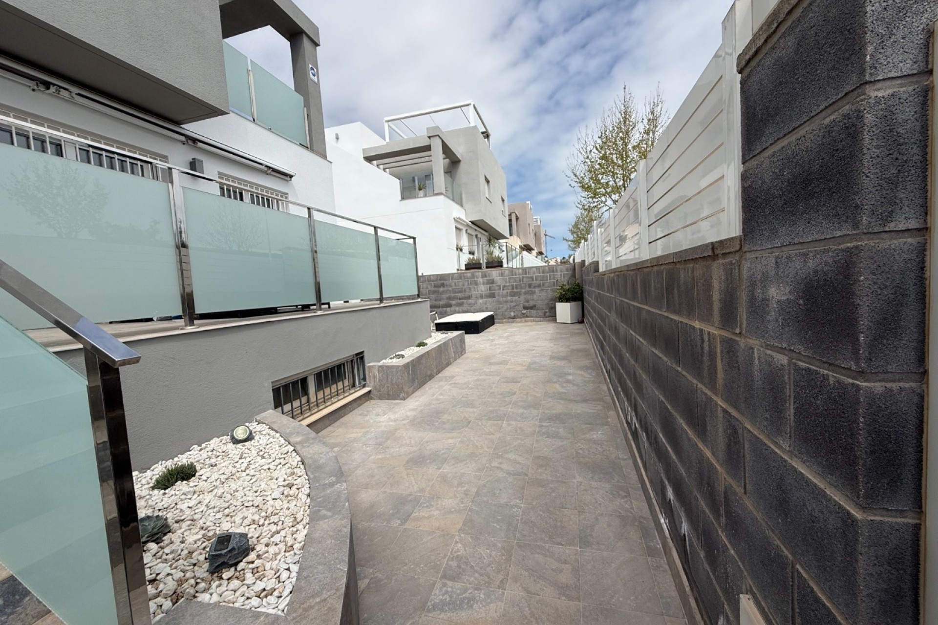 Venta - Chalet Independiente -
Torrevieja