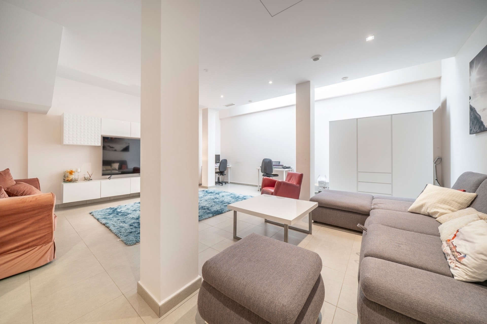 Venta - Chalet Independiente -
Torrevieja