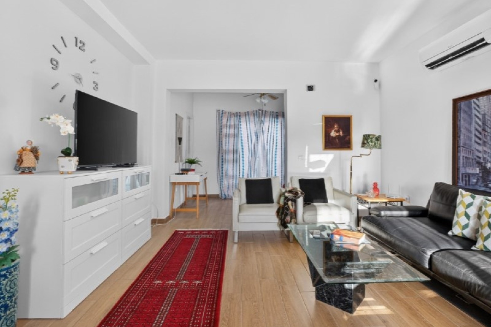 Venta - Chalet Independiente -
Torrevieja
