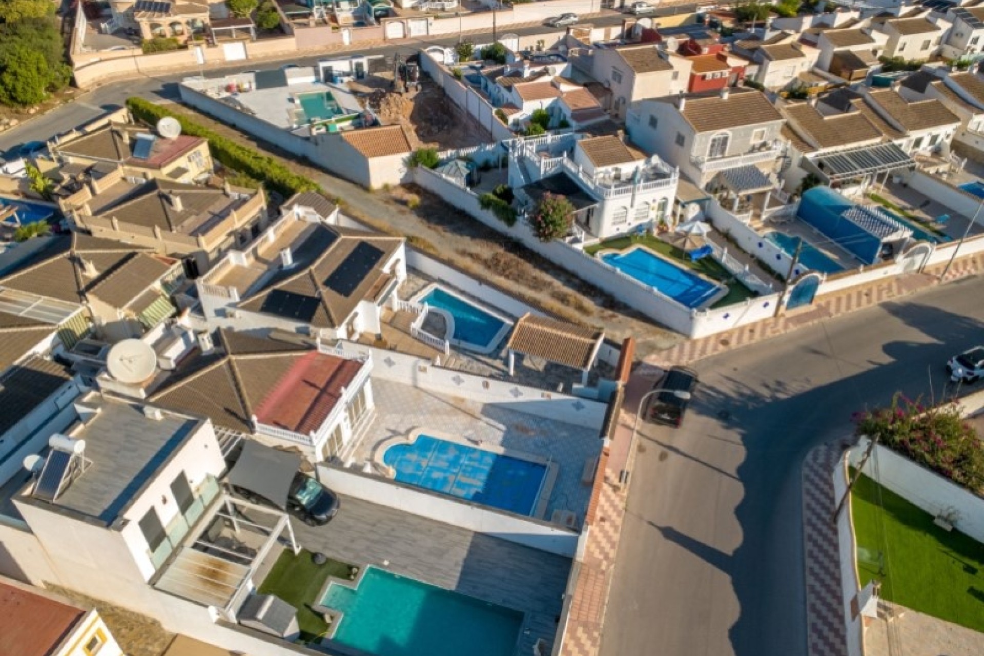 Venta - Chalet Independiente -
Torrevieja