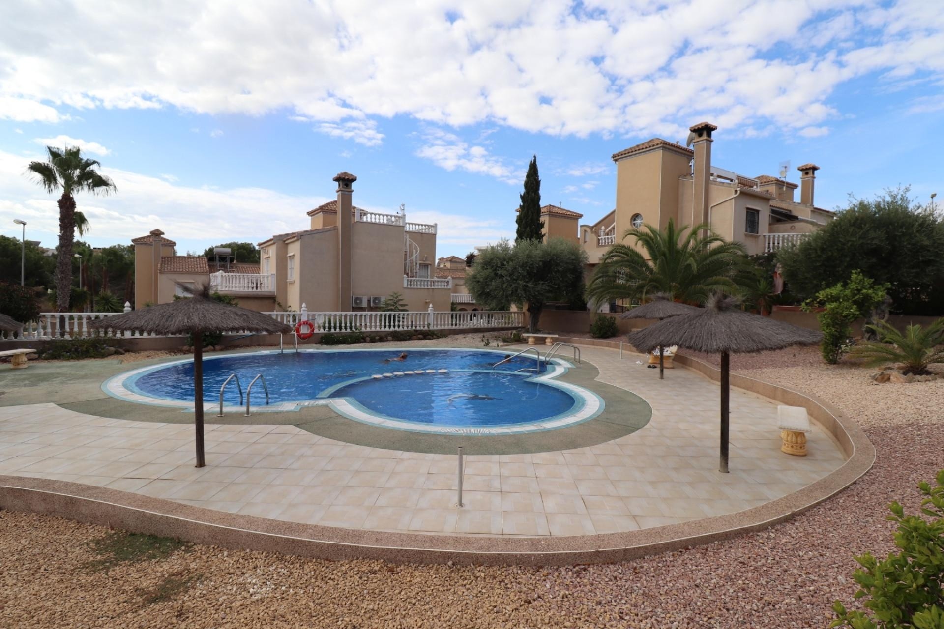 Venta - Chalet Independiente -
Villamartín - Costa Blanca