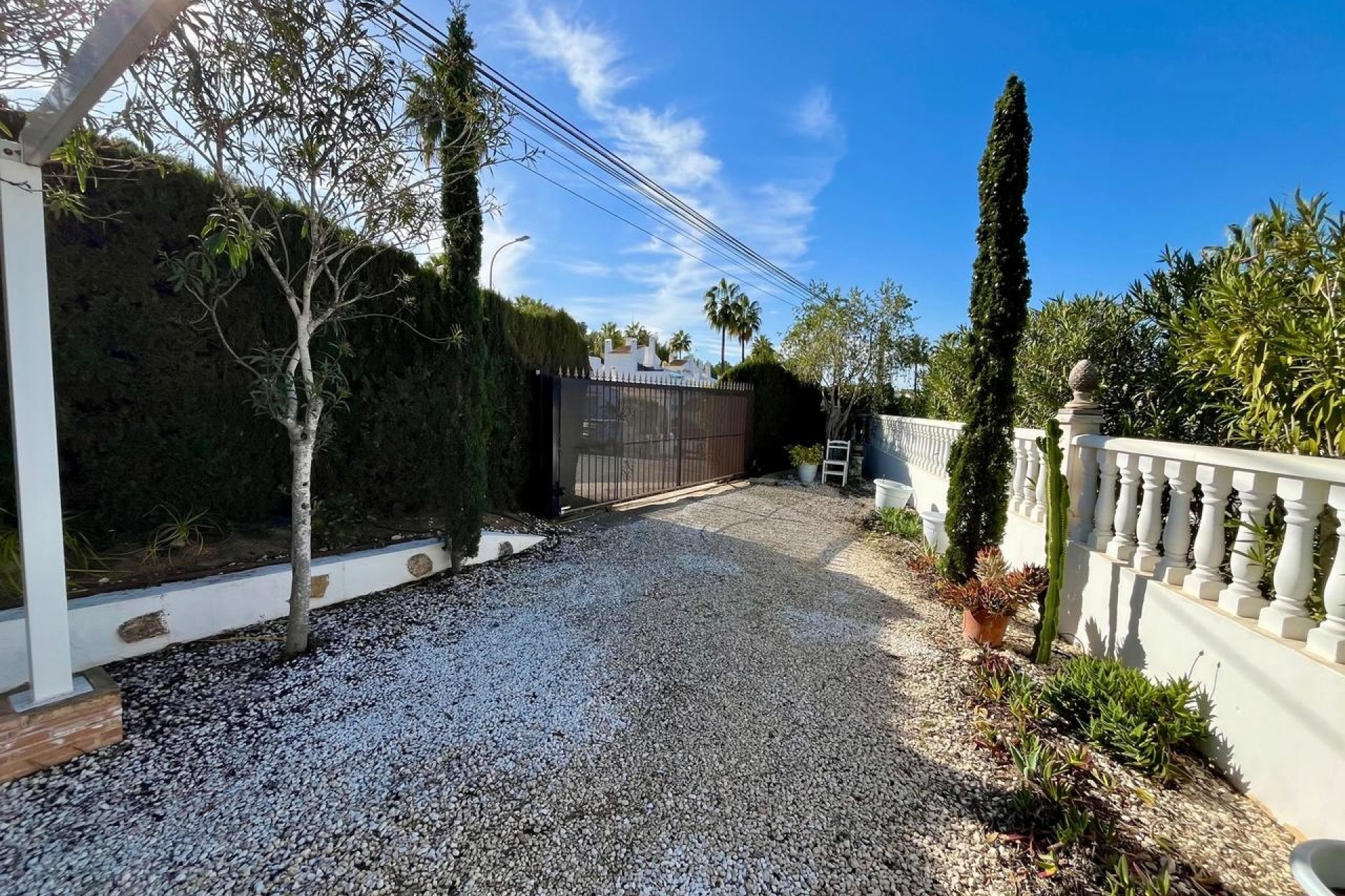 Venta - Chalet Independiente -
Villamartín - Costa Blanca