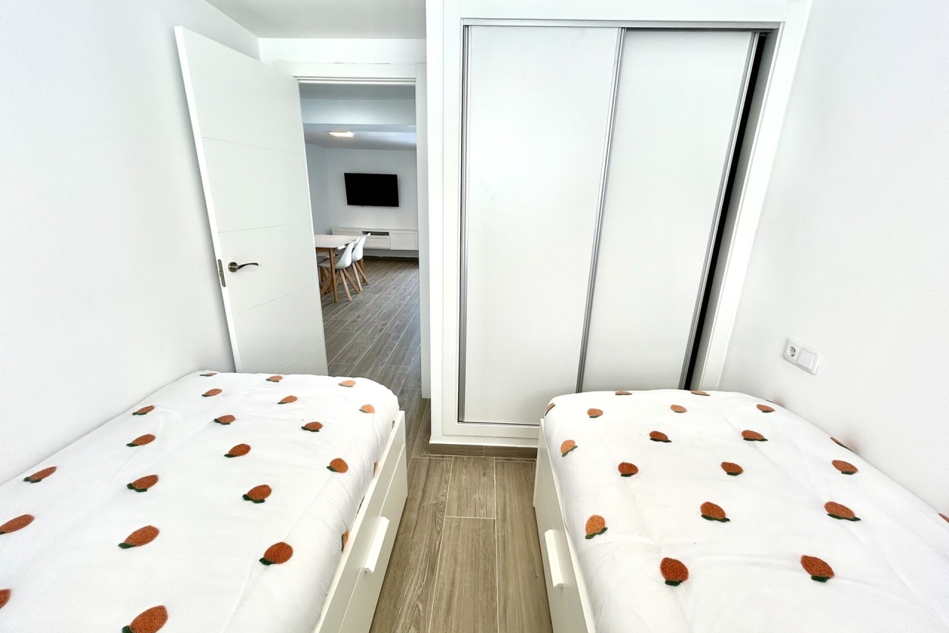 Venta - Chalet Independiente -
Villamartín - Costa Blanca