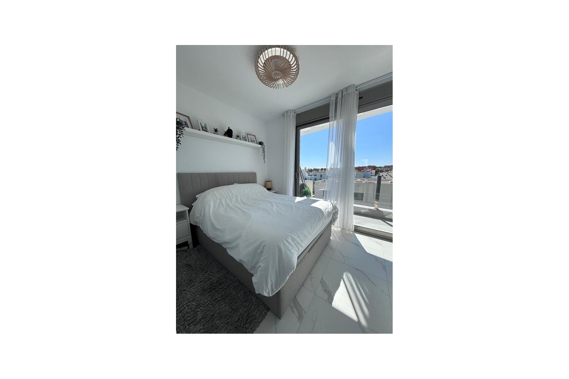 Venta - Chalet Independiente -
Villamartín - Costa Blanca