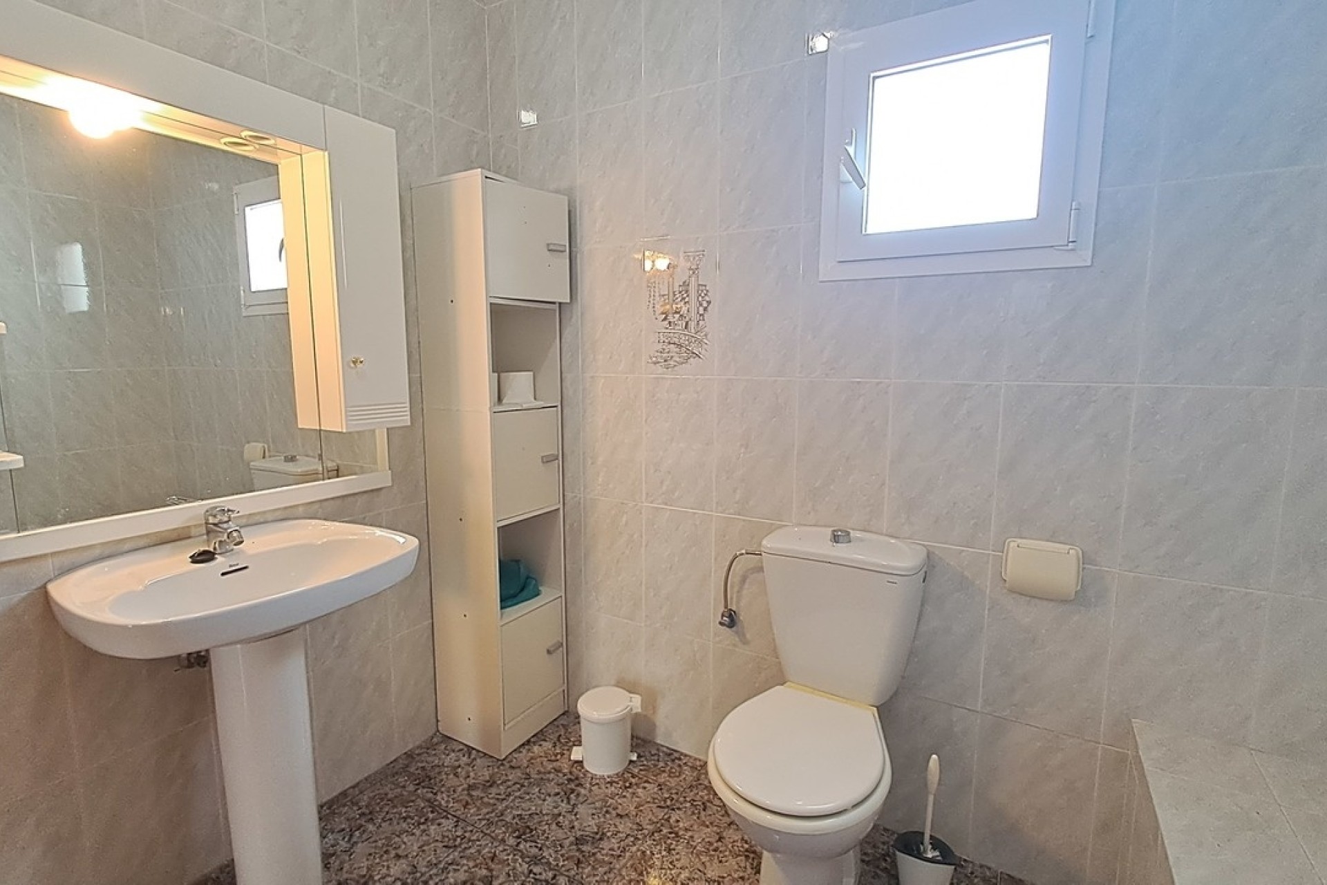 Venta - Chalet Independiente -
Villamartín - Costa Blanca