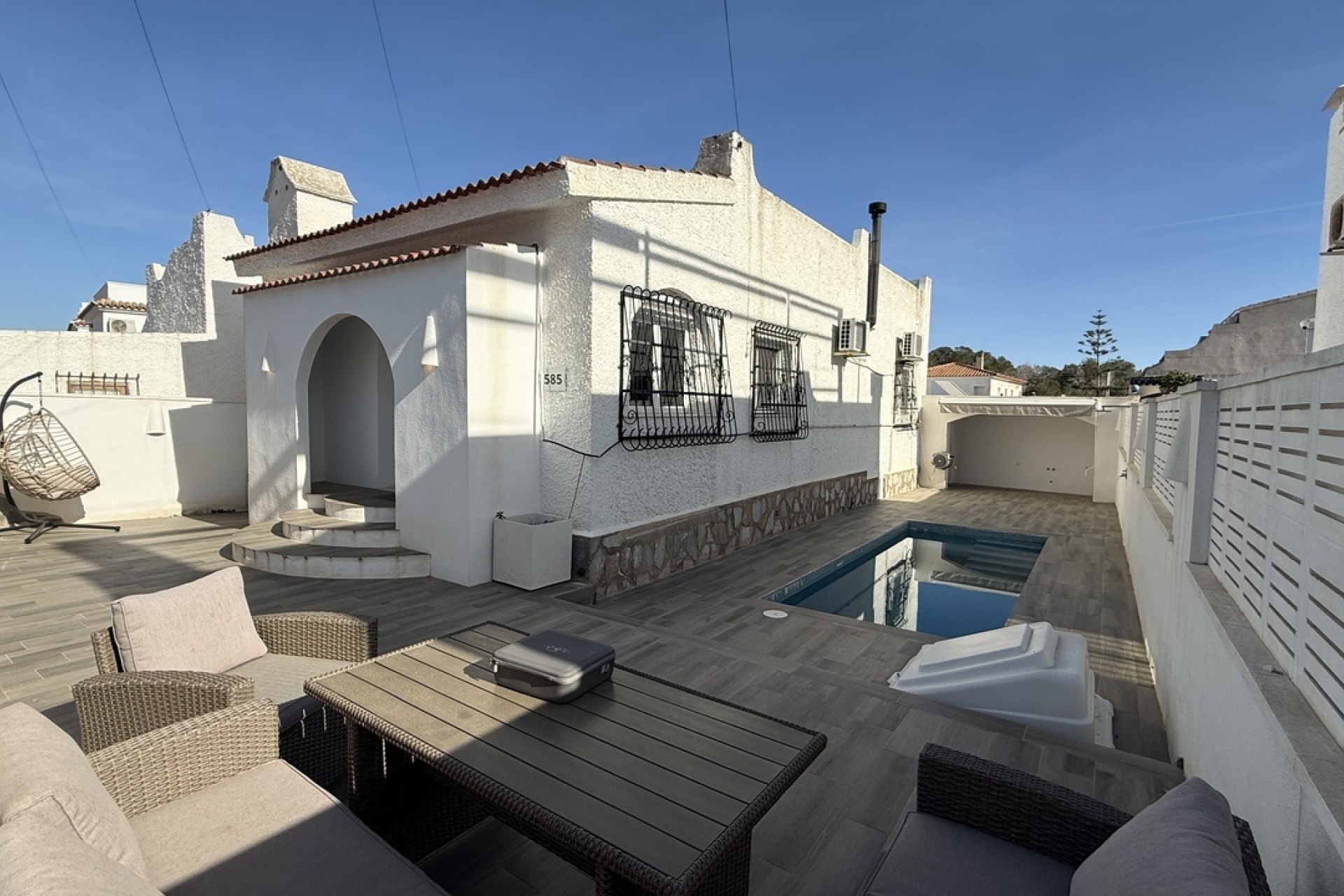 Venta - Chalet Independiente -
Villamartín - Costa Blanca