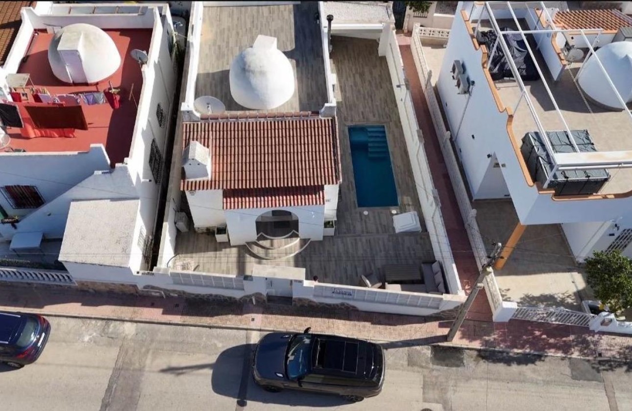 Venta - Chalet Independiente -
Villamartín - Costa Blanca