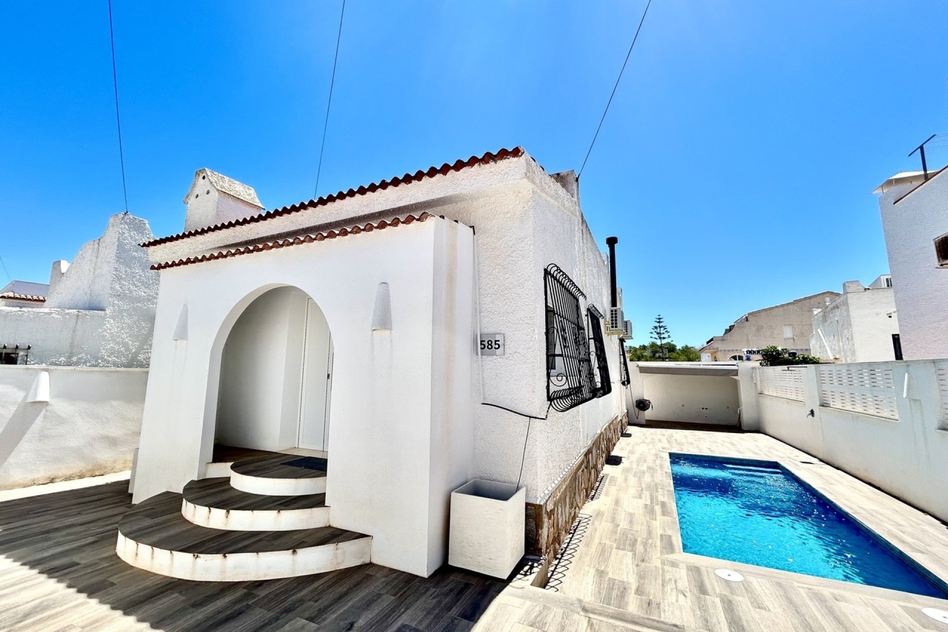 Venta - Chalet Independiente -
Villamartín - Costa Blanca