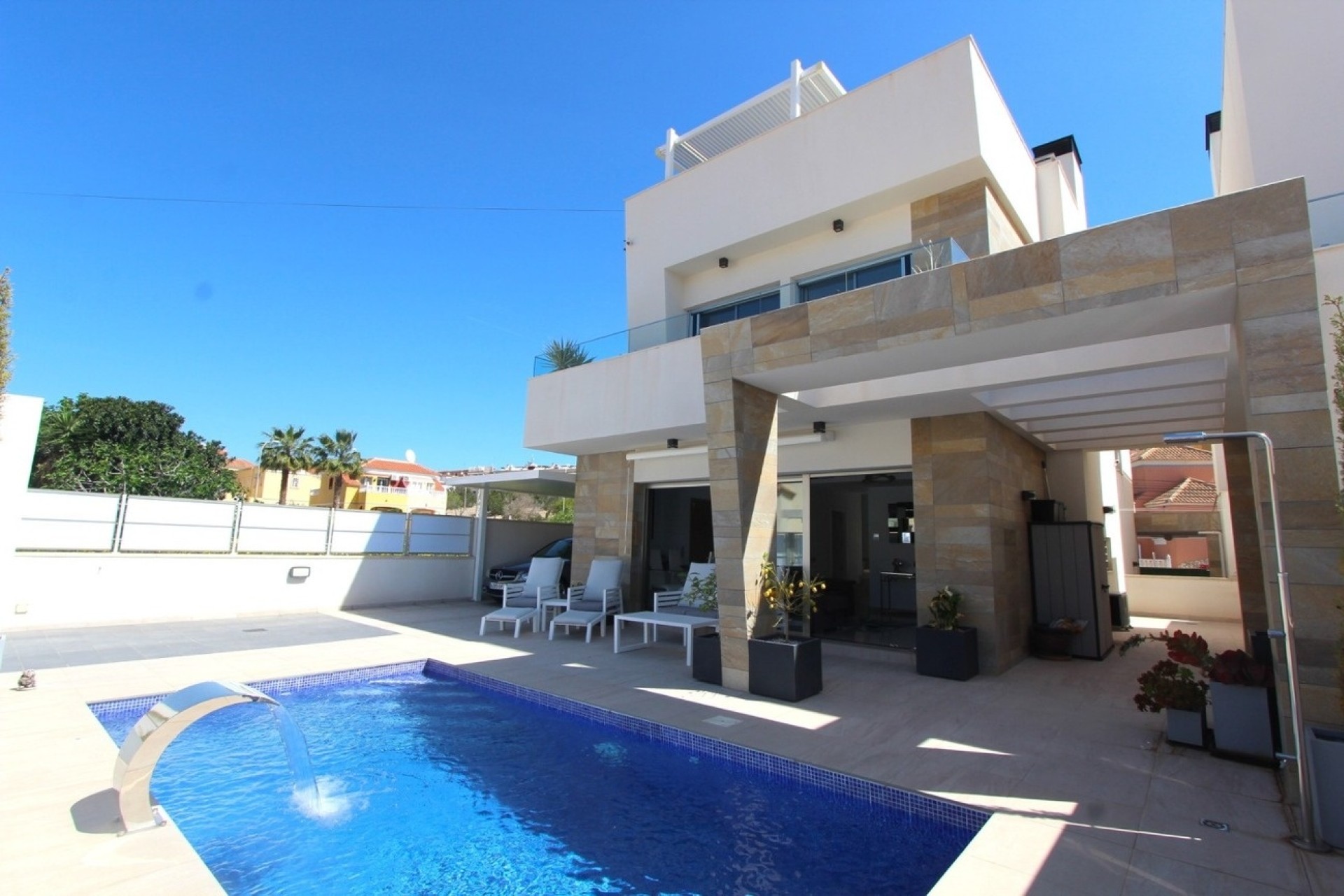 Venta - Chalet Independiente -
Villamartín - El Galan