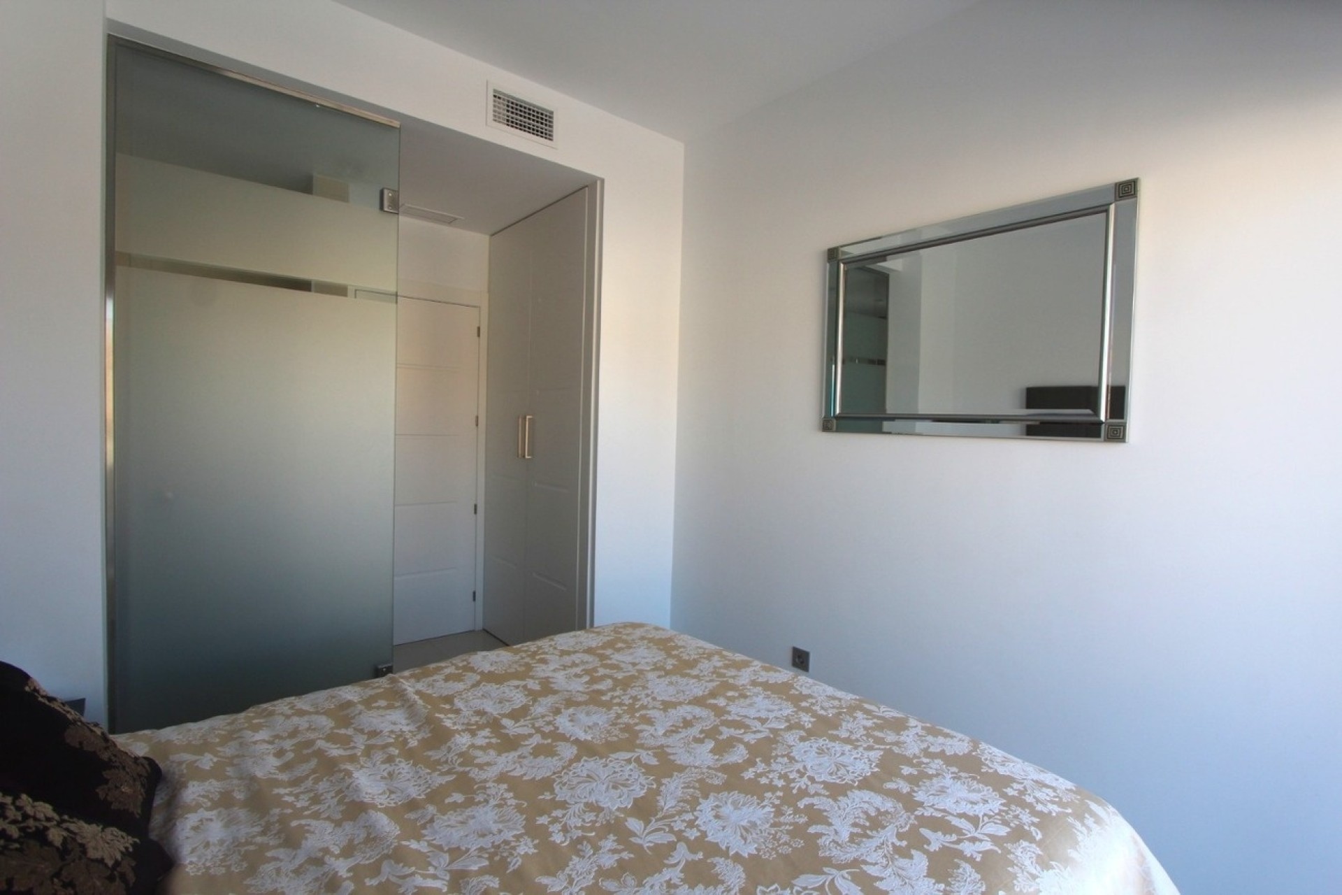 Venta - Chalet Independiente -
Villamartín - El Galan
