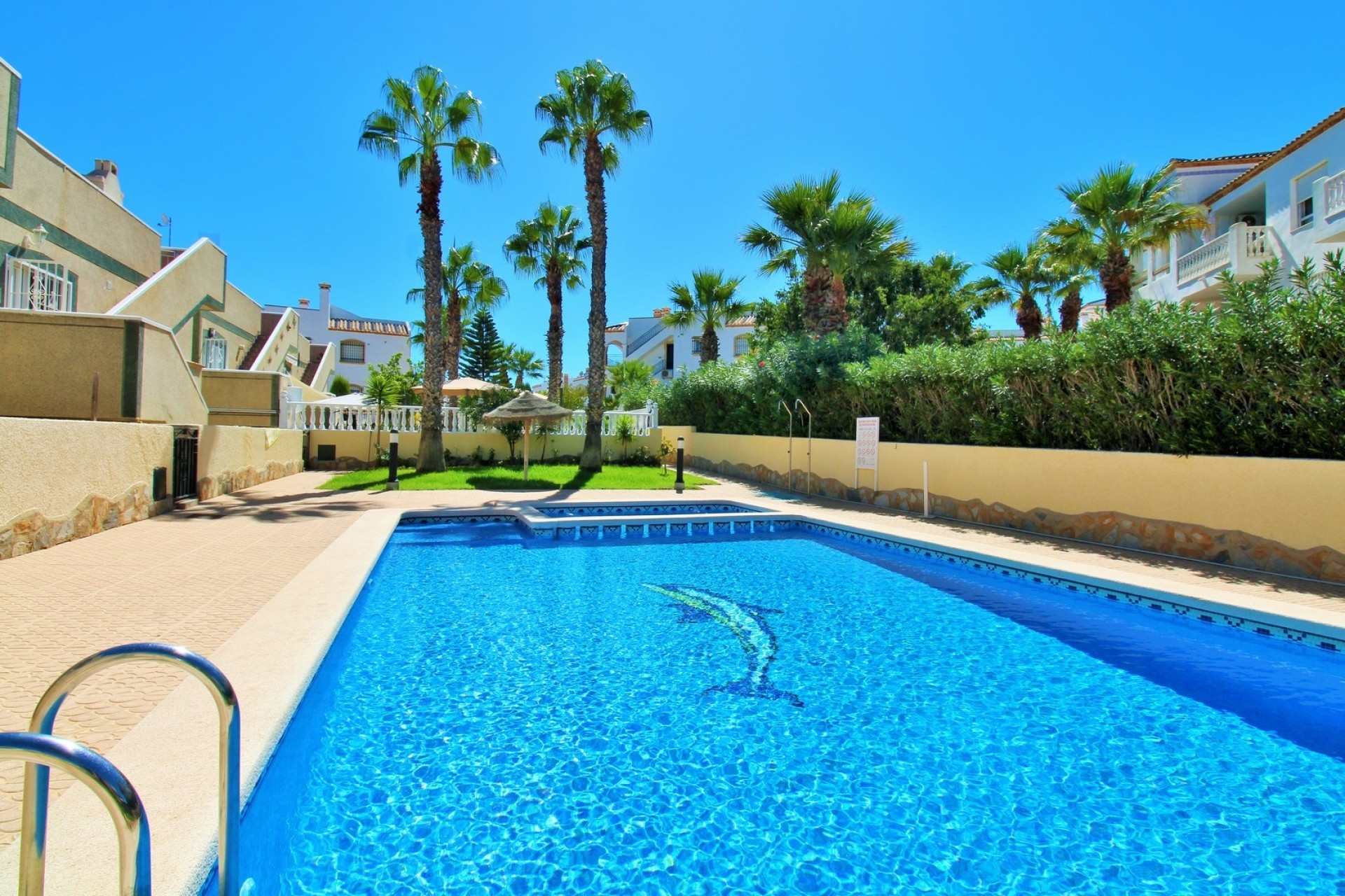Venta - Chalet Independiente -
Villamartín - Las Violetas