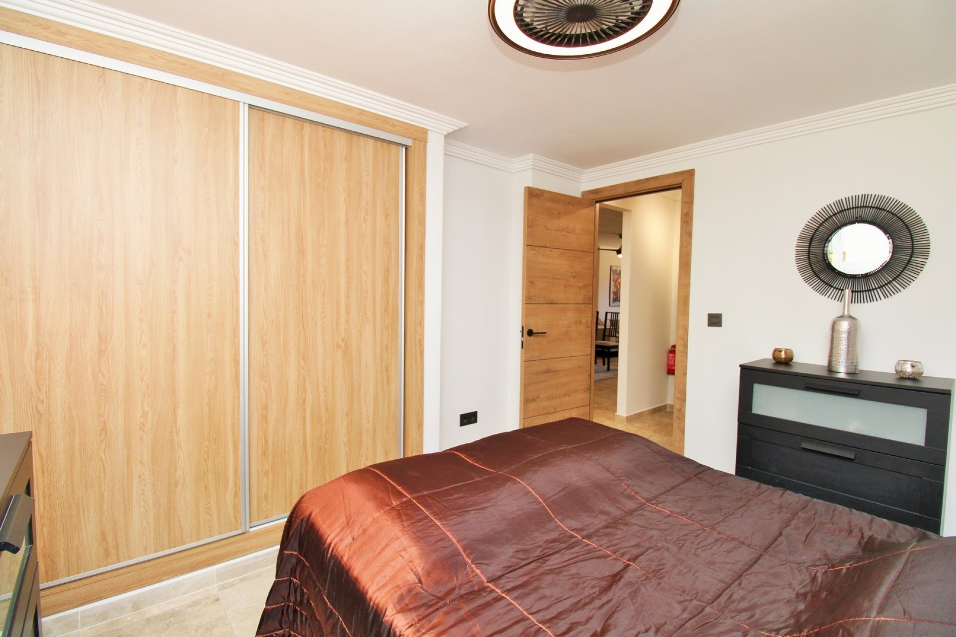 Venta - Chalet Independiente -
Villamartín - Las Violetas