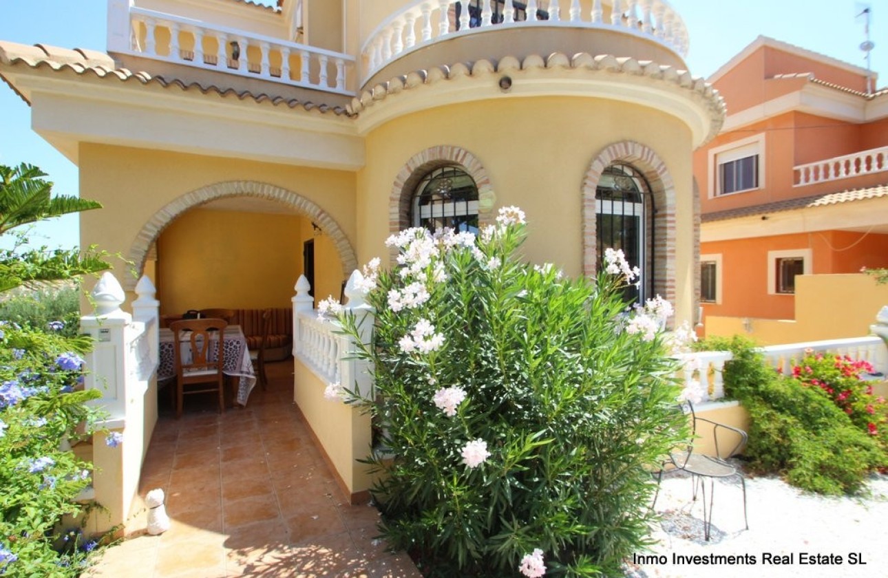 Venta - Chalet Independiente -
Villamartín - Villacosta