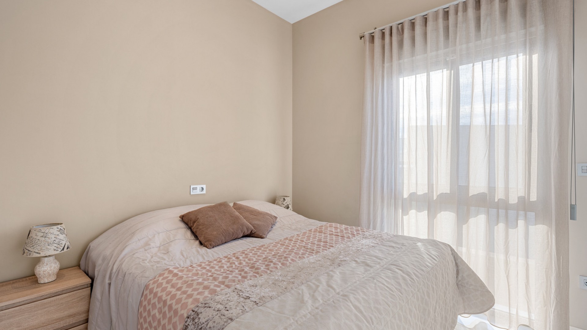 Venta - Chalet Independiente -
Villamartín