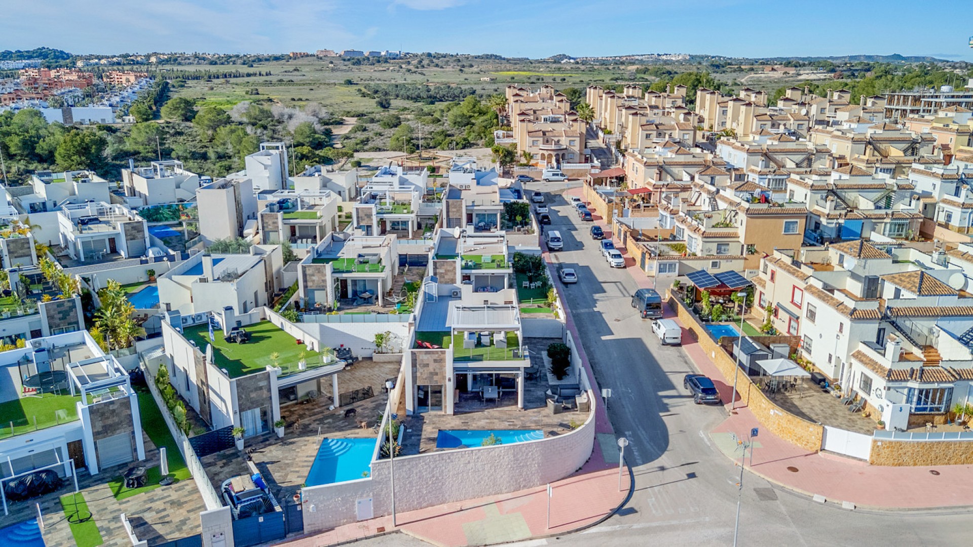 Venta - Chalet Independiente -
Villamartín