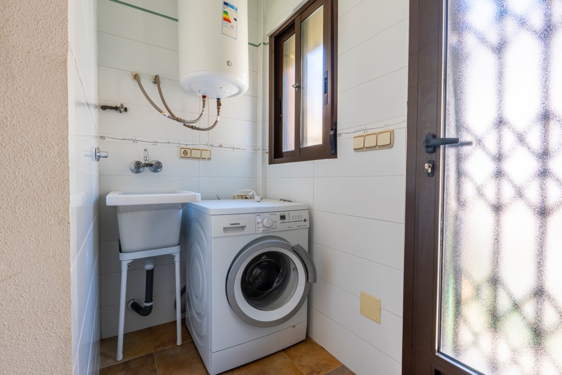 Venta - Chalet Independiente -
Villamartín