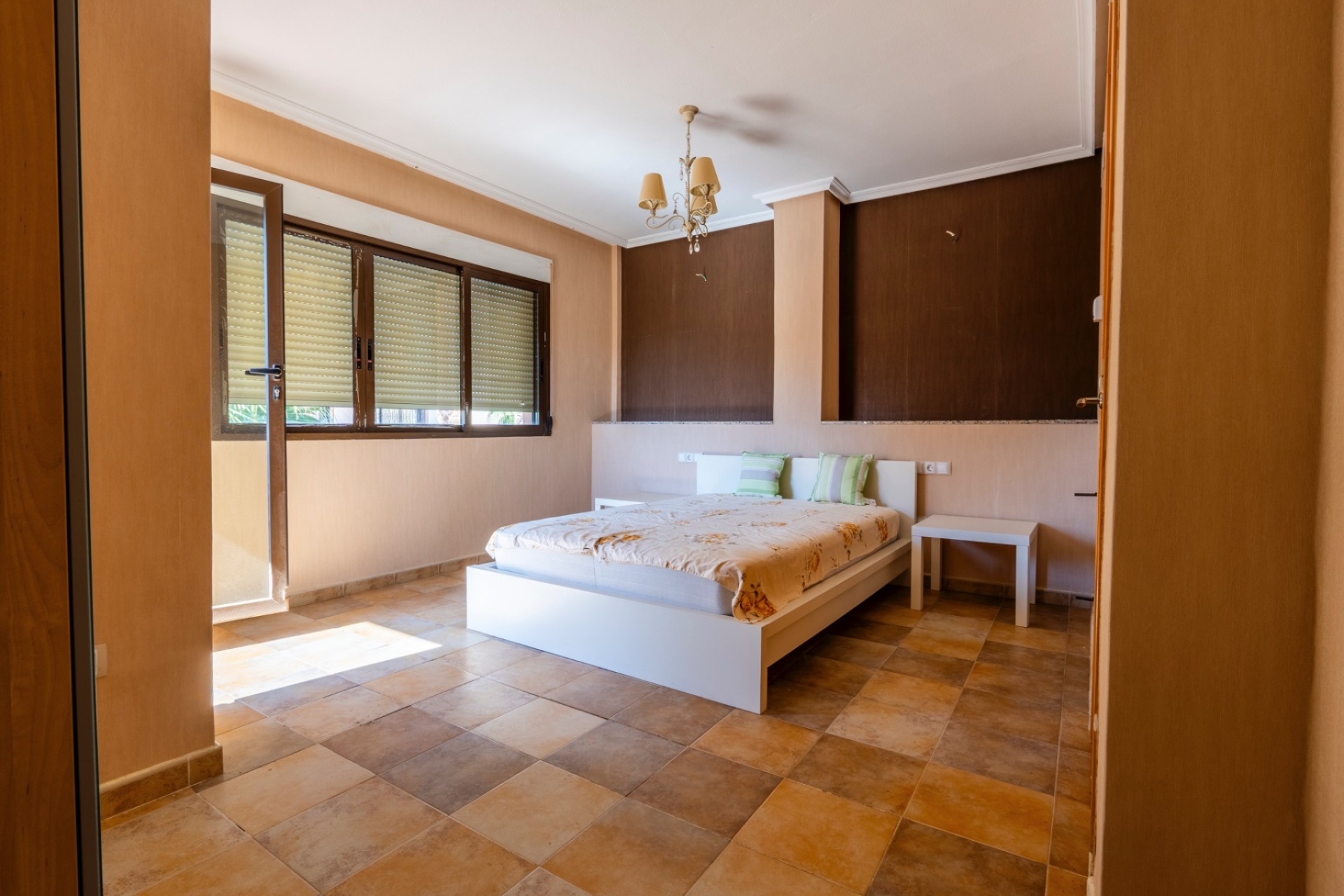 Venta - Chalet Independiente -
Villamartín