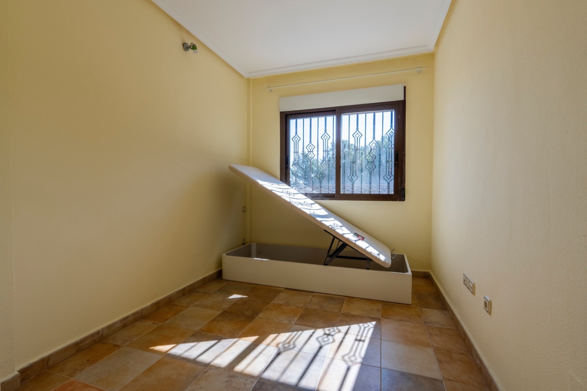 Venta - Chalet Independiente -
Villamartín