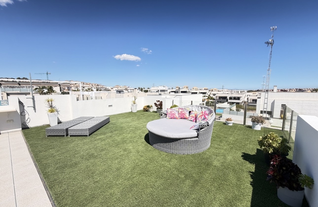 Venta - Chalet Independiente -
Villamartín