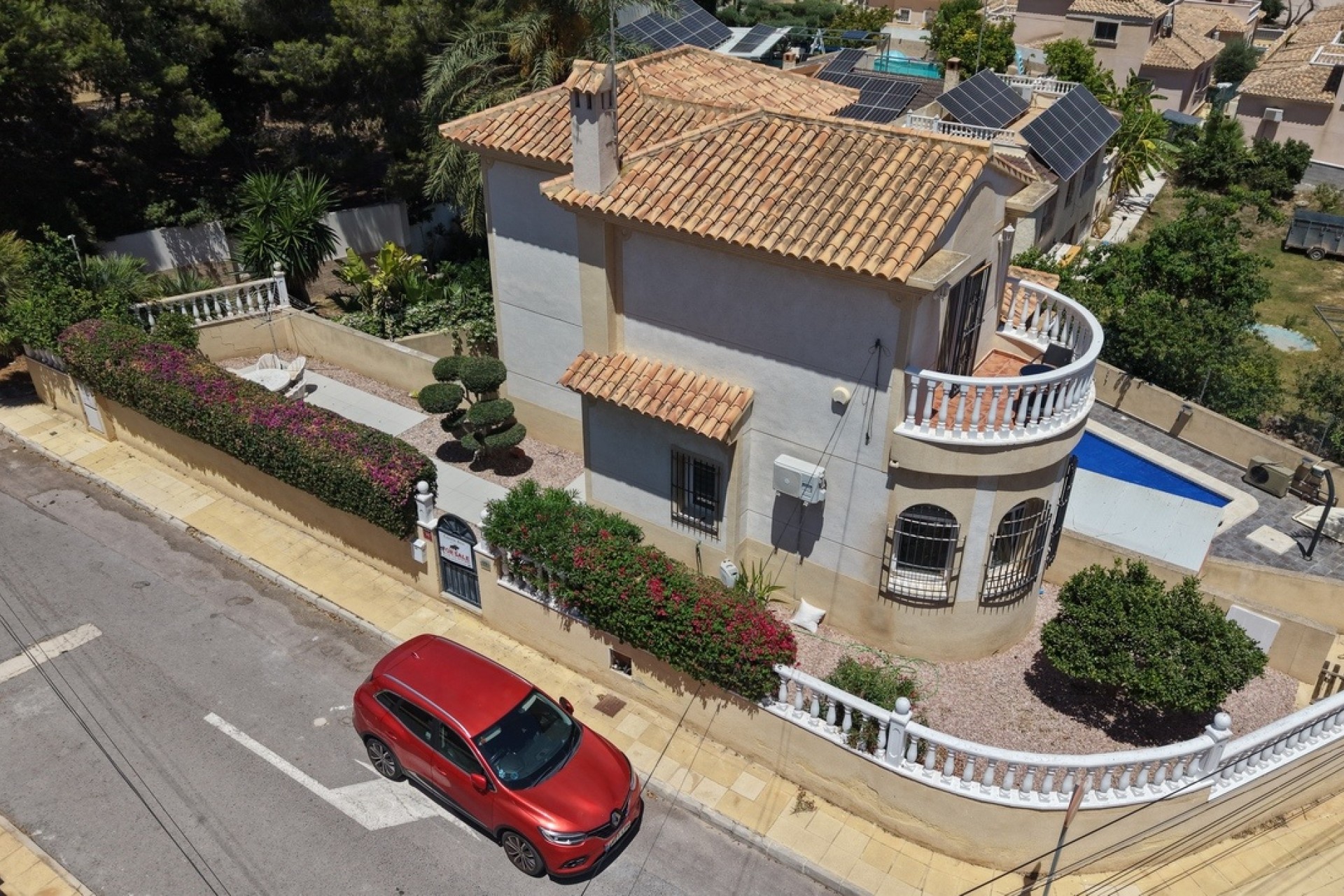 Venta - Chalet Independiente -
Villamartín