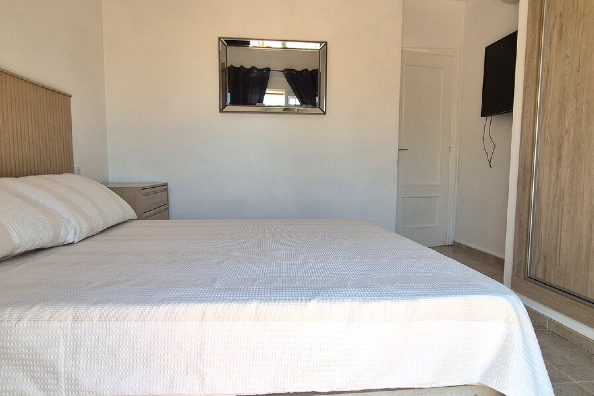 Venta - Chalet Independiente -
Villamartín