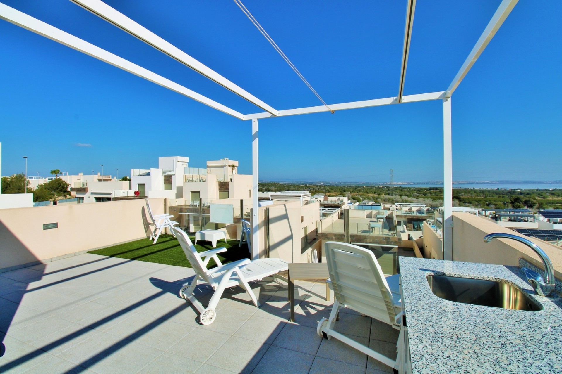 Venta - Chalet Independiente -
Villamartín